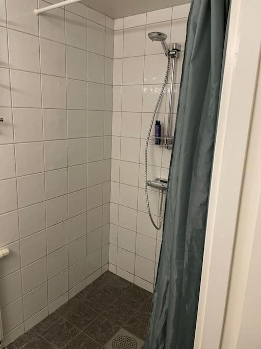 Egen Laegenhet Pa Soedermalm Naera Centrum Sundsvall Exteriör bild